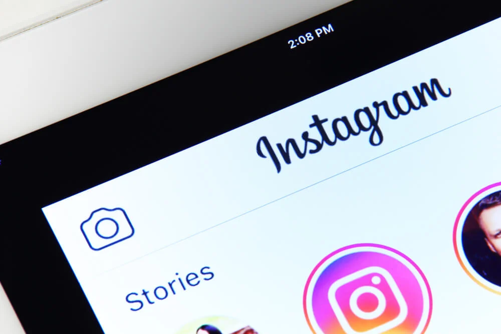 Como colocar link nos Stories do Instagram
